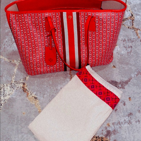 Tory Burch Gemini Link Tote - Picture 1 of 6